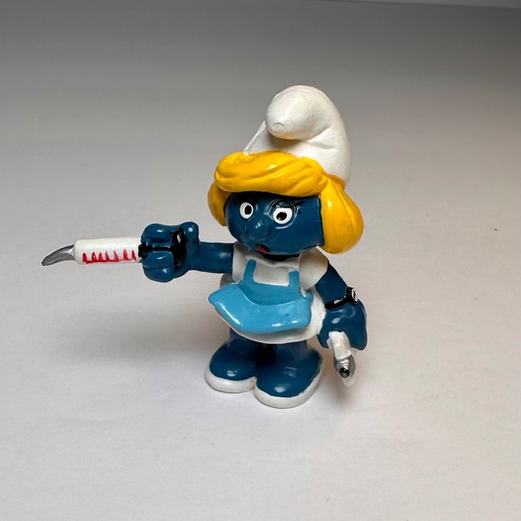 Vintage Schleich Nurse Smurfette π 1980 Peyo β Made in Hong Kong - Picture 7 of 8